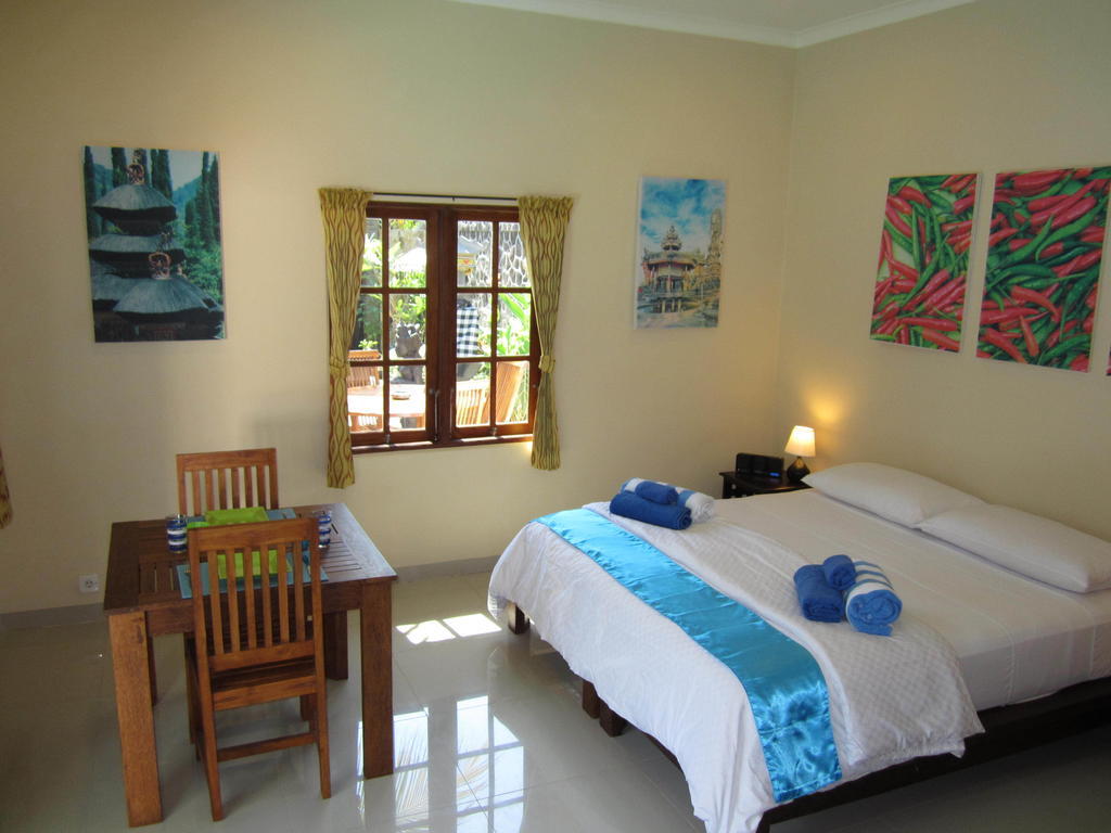 Lovina Oasis Hotel Room photo